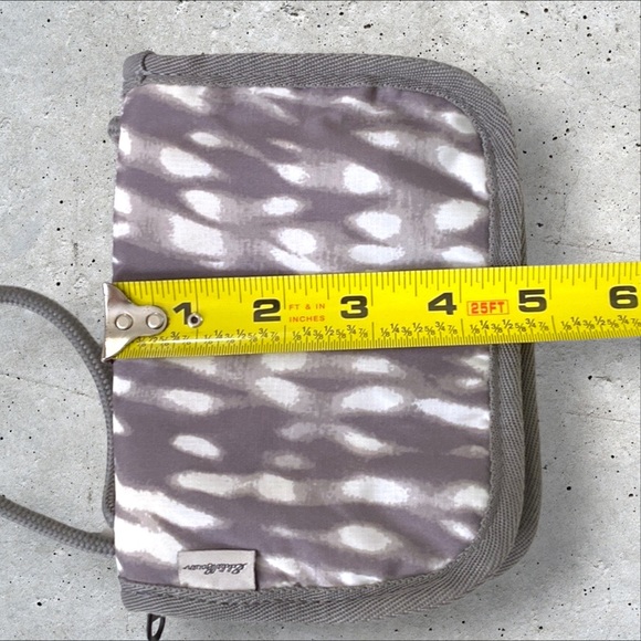 EDDIE BAUER Gray/White Tie Dye Travel Wallet with Strap. - Picture 15 of 16